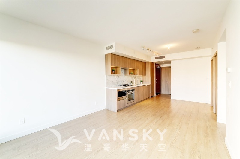 221227192412_4 kitchen.jpg